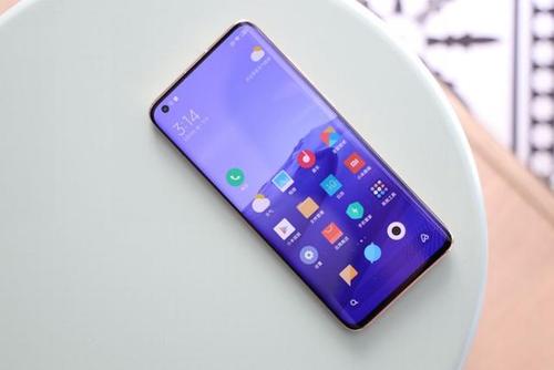 小米11系列“皇帝版”曝光 16GB+512GB超大杯